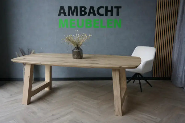 Deens Ovale Eiken tafel A poten Eiken