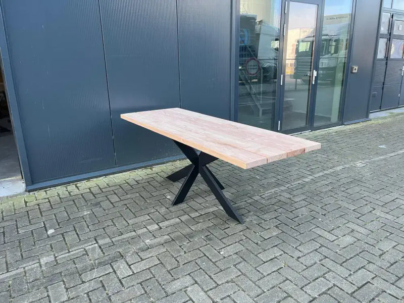 Douglas Tuintafel - Matrix 10x3