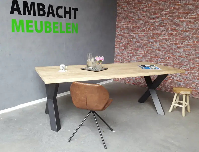 Eiken Boomstamtafel X-Diamant