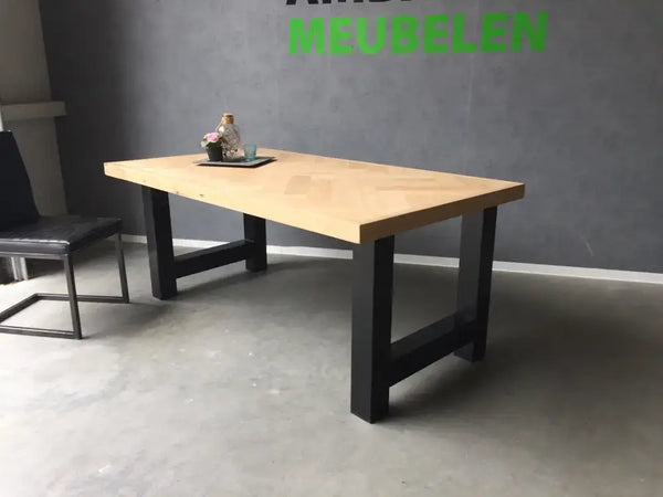 Eiken Visgraat Tafel Rotterdam