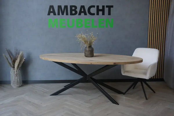 Ovale Eiken Tafel Middenpoot Wijd