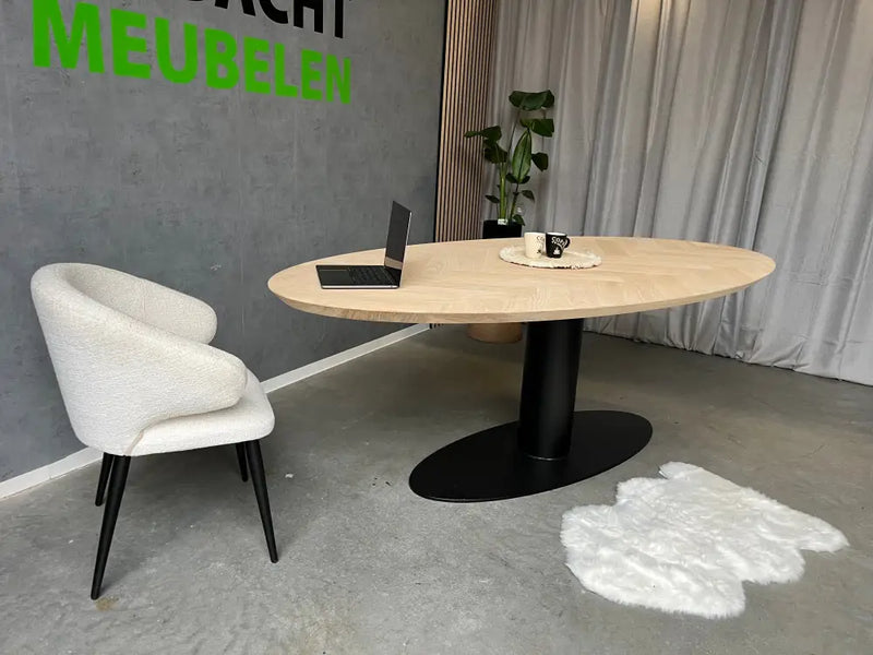 Verjongde Ovale Eiken Visgraat Tafel Bistro Poot Rond