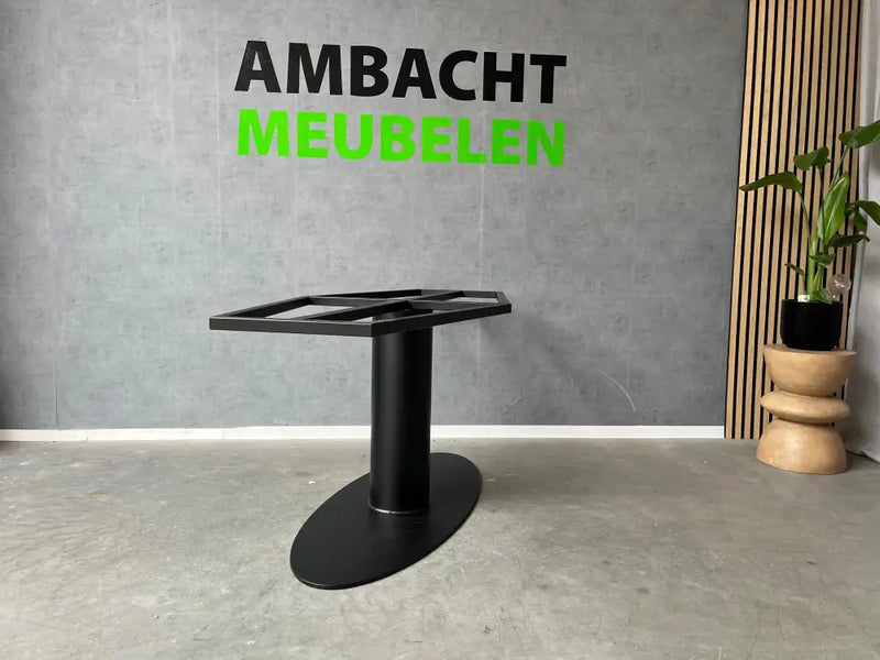 Verjongde Rechte Eiken Tafel Bistro Poot Rond